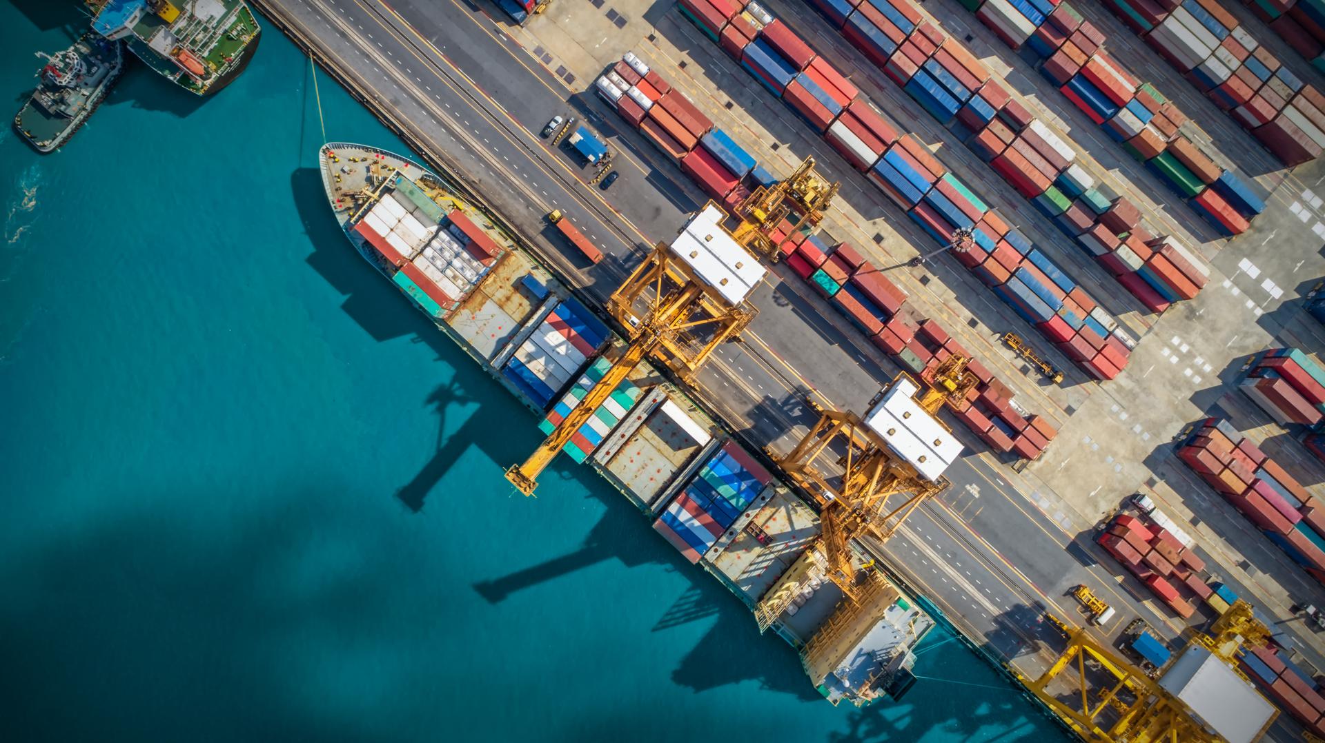 shutterstock_1094326709_LOGISTIC.jpg